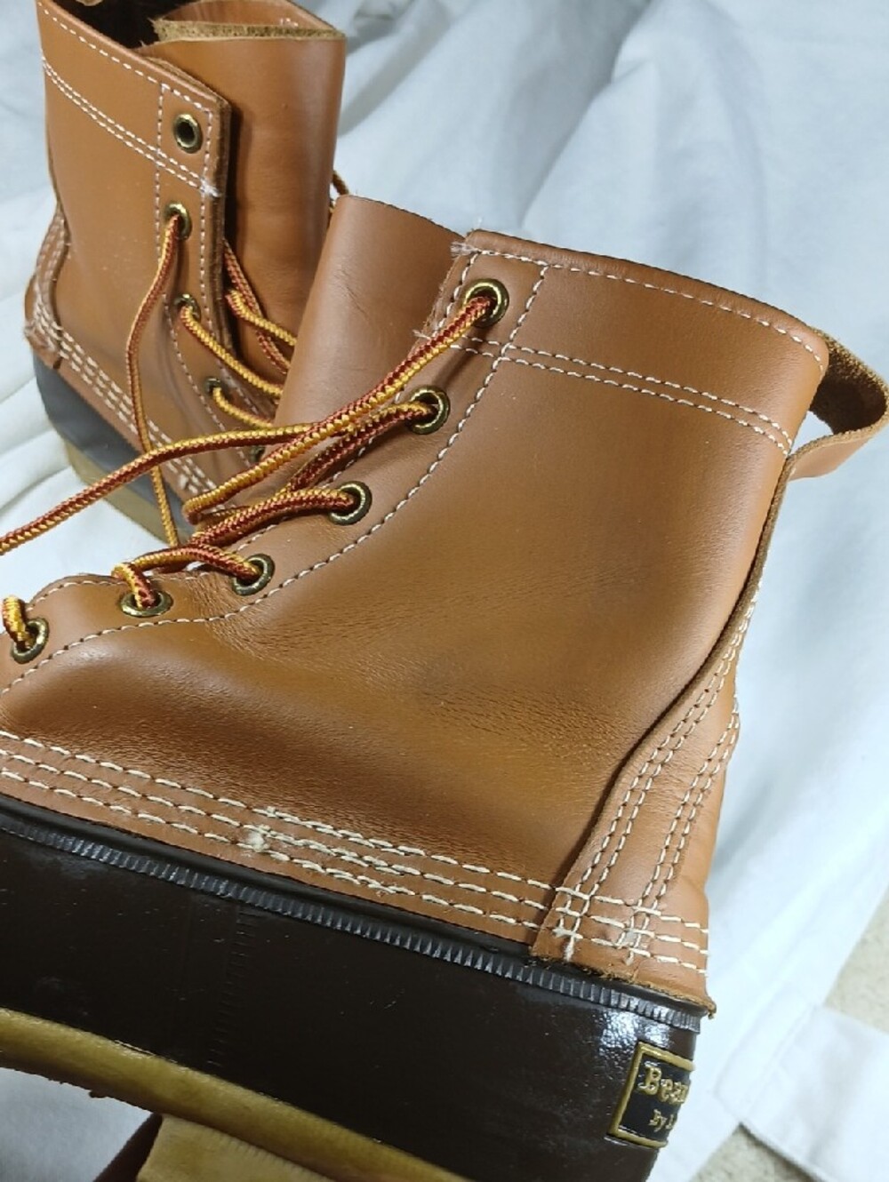 Womens L.L. Bean Tan Leather and Black Rubber Outsole Boots - Picture 6 of 12